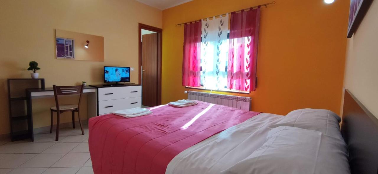 Complesso Turistico Aurora - Appartamenti Poggio Picenze Luaran gambar