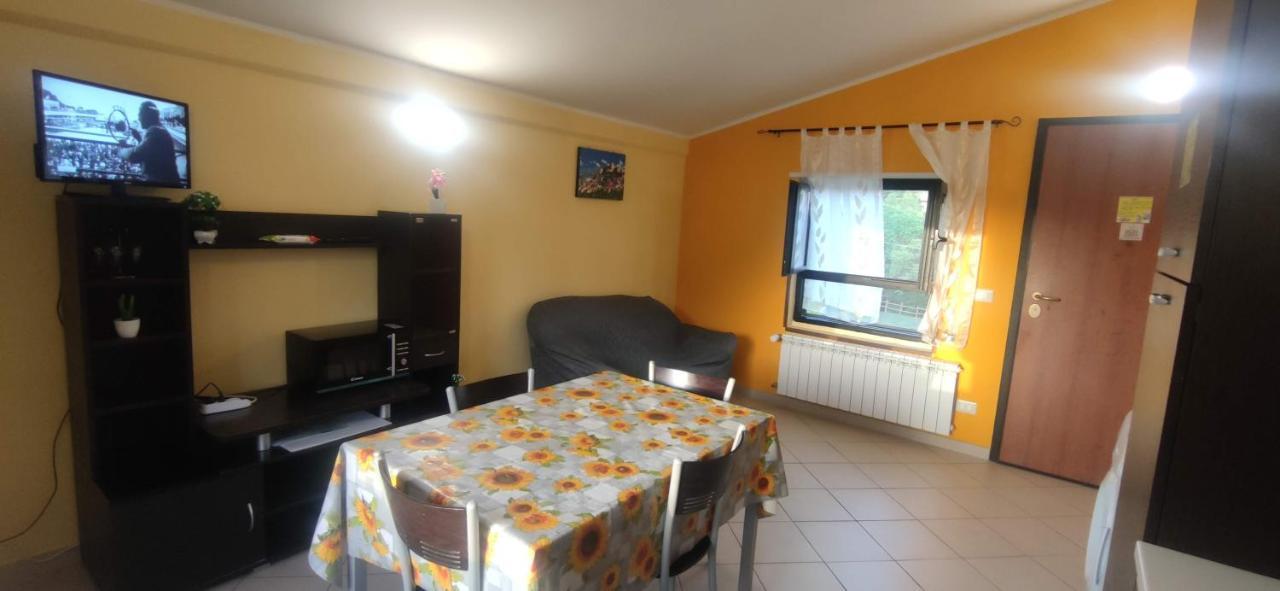 Complesso Turistico Aurora - Appartamenti Poggio Picenze Luaran gambar