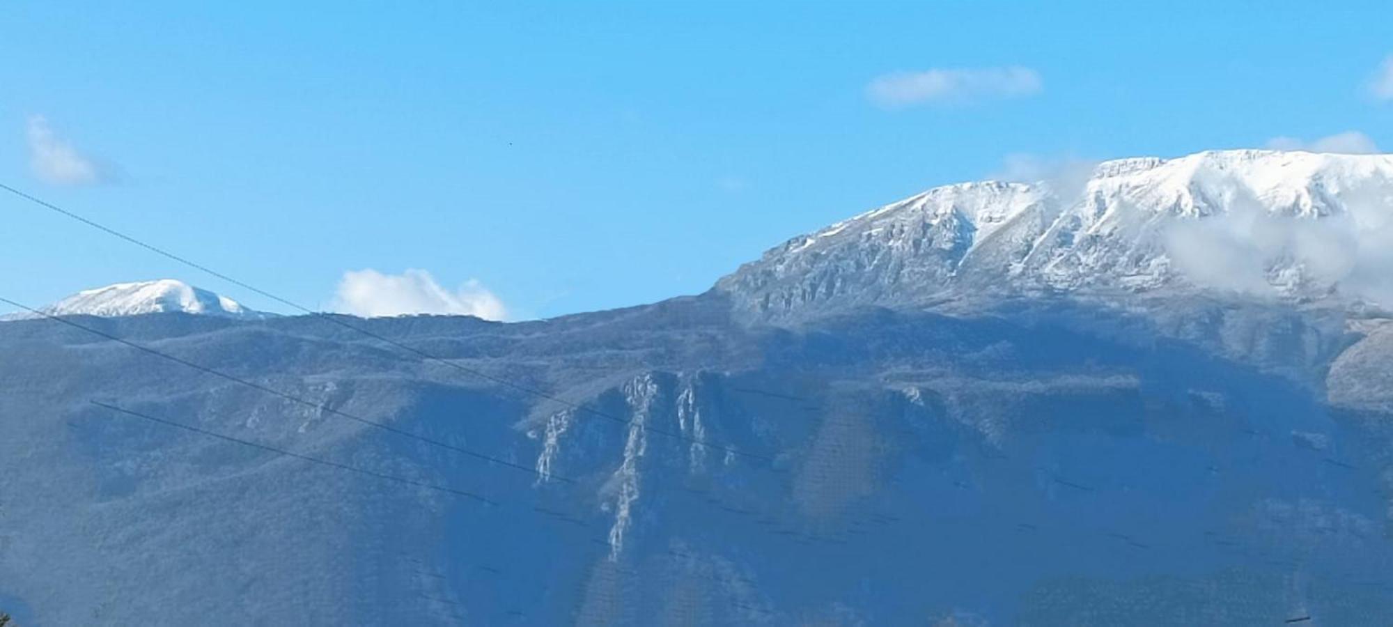 Complesso Turistico Aurora - Appartamenti Poggio Picenze Luaran gambar